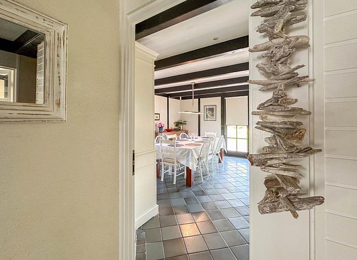 Charmantes Ferienhaus Rosegarden in Bruinisse, Zeeland mit grosser Veranda.