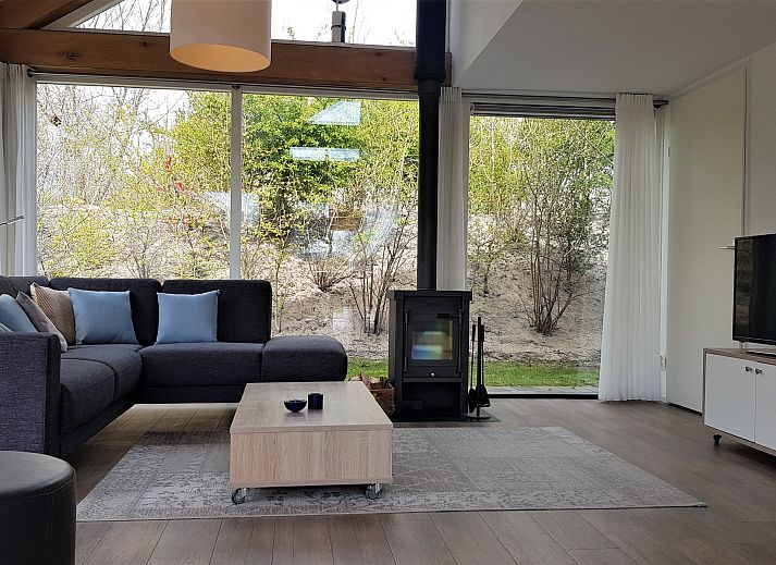 Vakantiehuis Zonnedorp 2, Zilvermeeuw in Renesse met zonnig terras en groene tuin.