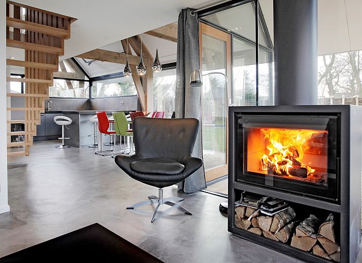 Vacation home Horizon 36, 'Sea You' in Renesse, surrounded by greenery and nature.