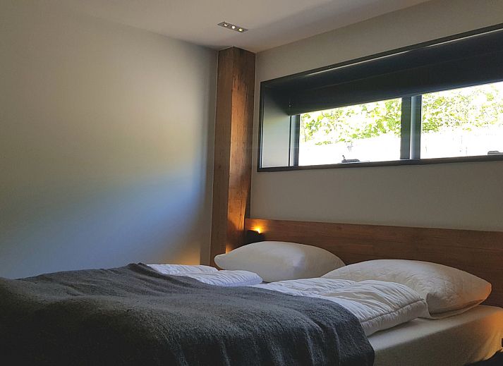 Vacation home Horizon 36, 'Sea You' in Renesse, surrounded by greenery and nature.