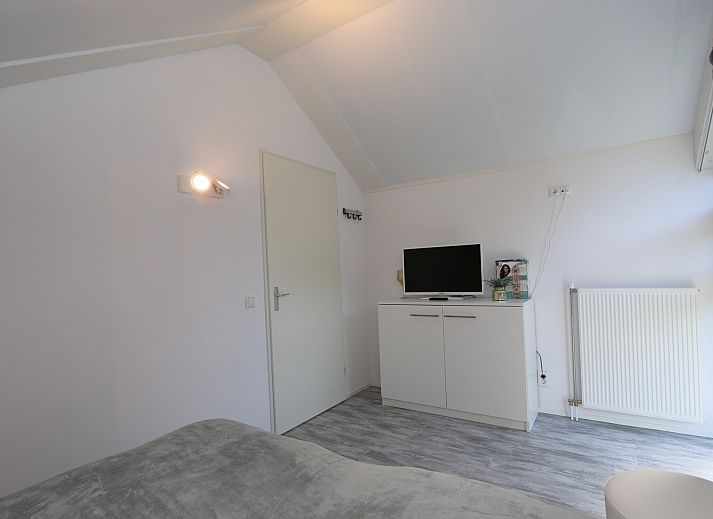 Gemuetliche Terrasse im Ferienhaus Zonnedorp 4, Villa Jula, Renesse, ideal zum Entspannen an der frischen Luft.