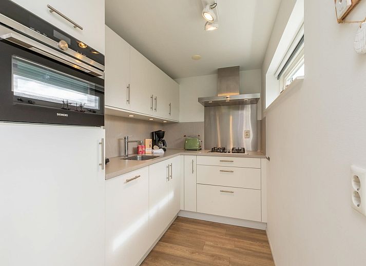 Guest house 6007215 - Holiday property Schouwen-Duiveland - Zonnedorp Kavel 10 Renesse | Villa near the Beach & with Spa