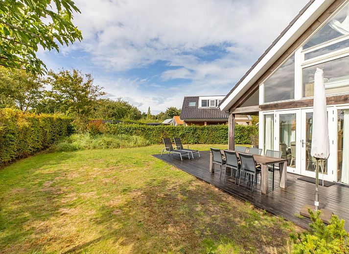 Guest house 6007215 - Holiday property Schouwen-Duiveland - Zonnedorp Kavel 10 Renesse | Villa near the Beach & with Spa
