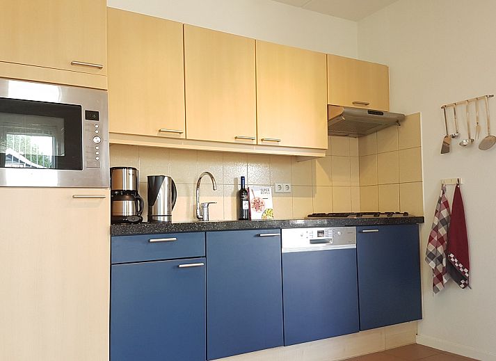 Vacation home Horizon 95 in Schouwen-Duiveland with enclosed garden, ideal for a carefree vacation in Zeeland.