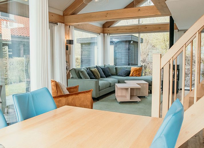 Zonnedorp 14 Mon Repos vacation home in Renesse with spacious garden and terrace in Schouwen-Duiveland