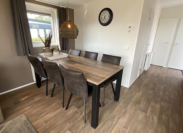 Aussenansicht von VZ804 Ferienhaus Arend 1833 Renesse in Zeeland mit Garten