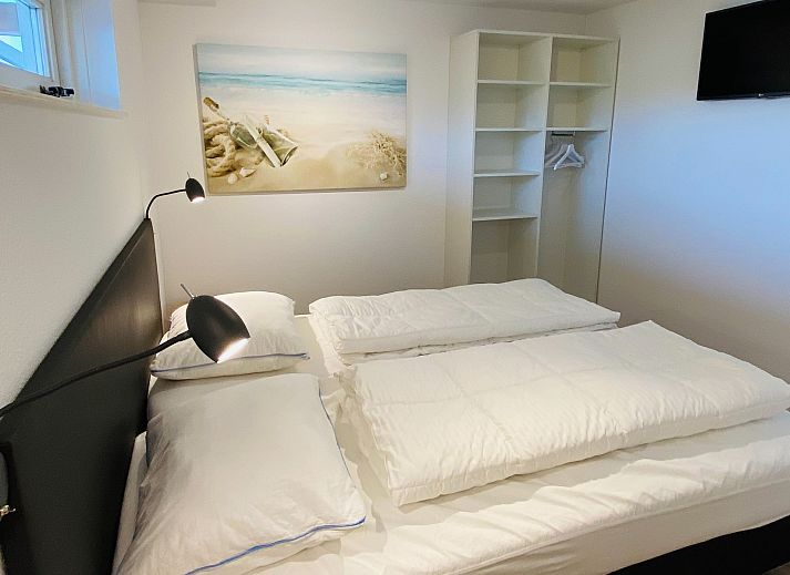 Geraeumiger Garten im Ferienhaus Zonnedorp 29 Strandloper in Renesse, Schouwen-Duiveland, Zeeland.