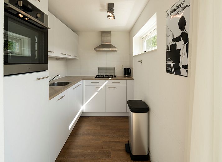 Ontspan op de ligstoelen van Vakantiehuis Zonnedorp 27 Beach Villa Renesse.