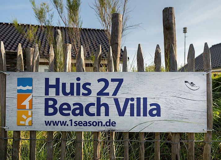 Comfortabele zithoek in Vakantiehuis Zonnedorp 27 Beach Villa Renesse.