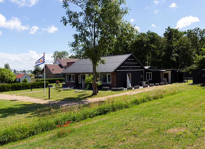 Breathtaking view at sunrise around Cottage in Renesse, vacation home in Schouwen-Duiveland.