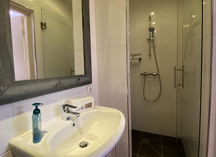 Gemuetliche Terrasse im VZ735 Apartment Renesse, Ferienunterkunft in Schouwen-Duiveland.