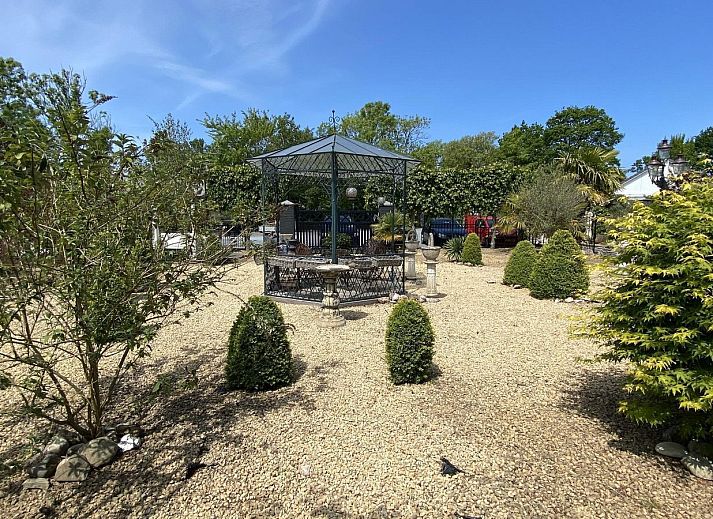 Moderne Kueche in VZ735 Apartment Renesse, ideal fuer einen Urlaub in Schouwen-Duiveland.