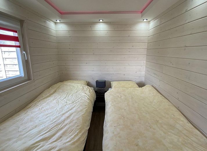 Die geraeumige Veranda des Ferienhauses VZ1101 in Renesse ist ideal fuer Entspannung im Freien in Schouwen-Duiveland.