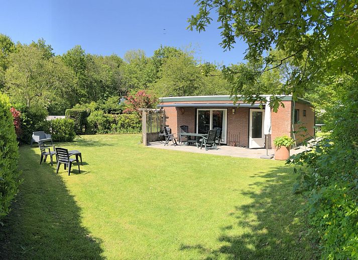 Verblijf 600775 • Bungalow Schouwen-Duiveland • Vakantiebungalow Duinoord 22, "De Meidoorn"