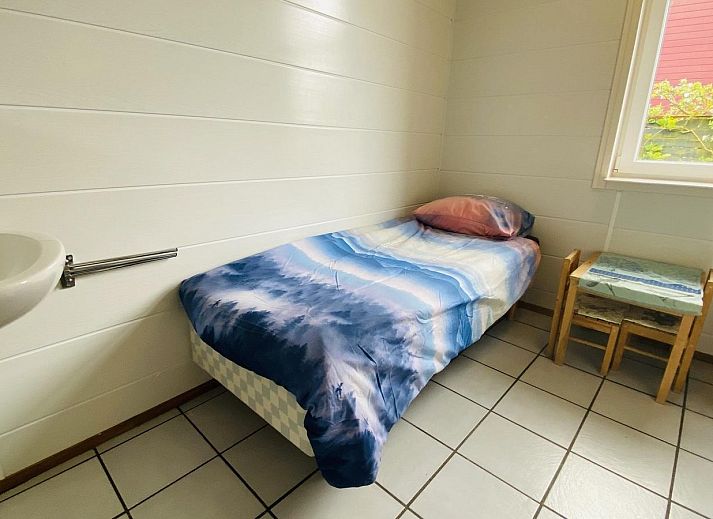 Groene tuin bij VZ182 Vakantiehuis Kerkwerve in Schouwen-Duiveland.