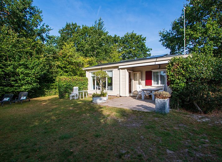 Guest house 600905 - Chalet Schouwen-Duiveland - Vakantiewoning Populierenlaan 13, &quot;Veldzicht&quot;