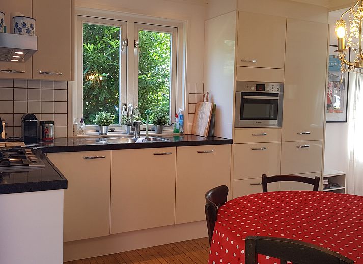 Guest house 600907 - Holiday property Schouwen-Duiveland - Noorse vakantiewoning Duinroosweg 8