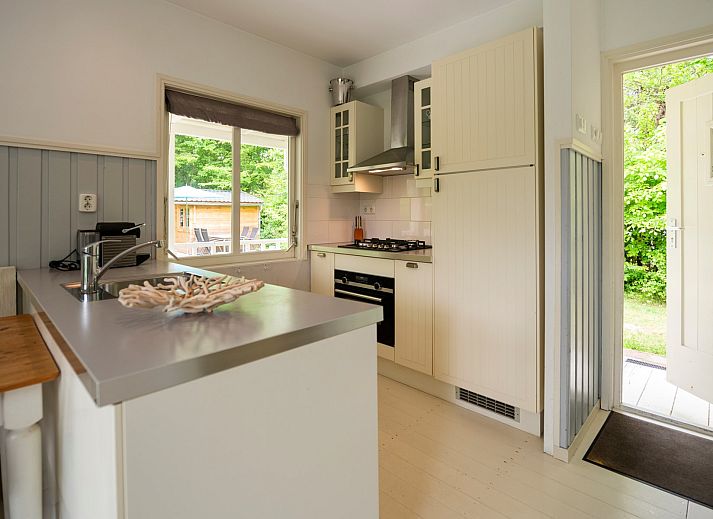 Guest house 600909 - Chalet Schouwen-Duiveland - Vakantiewoning Populierenlaan 24