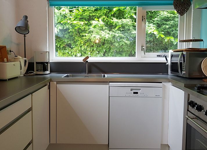 Guest house 600919 - Holiday property Schouwen-Duiveland - Vakantiewoning Duindoornweg 7, &quot;Dolfijn&quot;