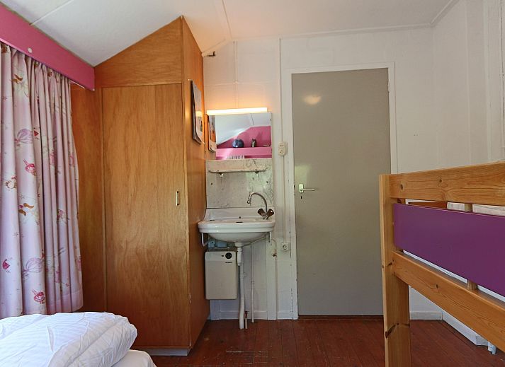 Guest house 600919 - Holiday property Schouwen-Duiveland - Vakantiewoning Duindoornweg 7, &quot;Dolfijn&quot;