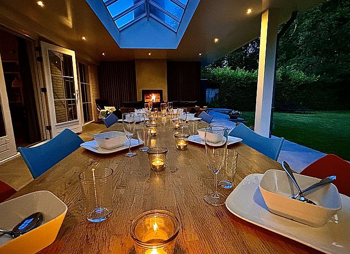 Gemuetliches Ferienhaus mit Veranda im Family House Populierenlaan 5 in Nieuw-Haamstede, Zeeland.