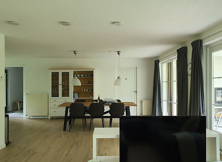 Gemuetliches Ferienhaus mit Veranda im Family House Populierenlaan 5 in Nieuw-Haamstede, Zeeland.