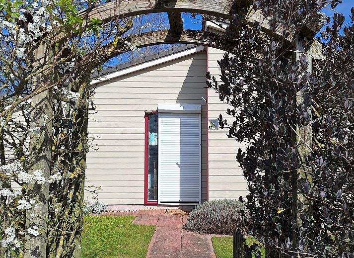 Guest house 601003 - Chalet Schouwen-Duiveland - Vakantiebungalow Beachpark 67, Park 2