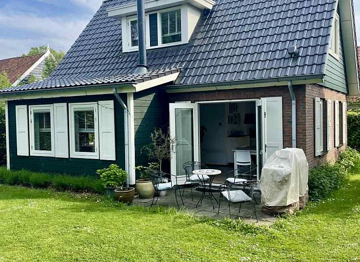 Guest house 601330 • Holiday property Schouwen-Duiveland • Sfeervolle 6-persoons vakantiewoning met grote tuin in 