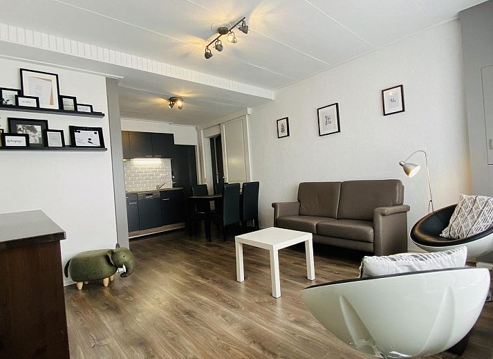 VZ786 Holiday home Brouwershaven in Schouwen-Duiveland offers a charming facade in the historic center of Zeeland.