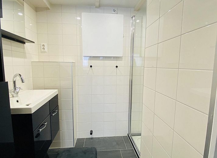 Cozy living room of VZ786 Holiday home Brouwershaven in Schouwen-Duiveland, ideal for relaxation in Zeeland.