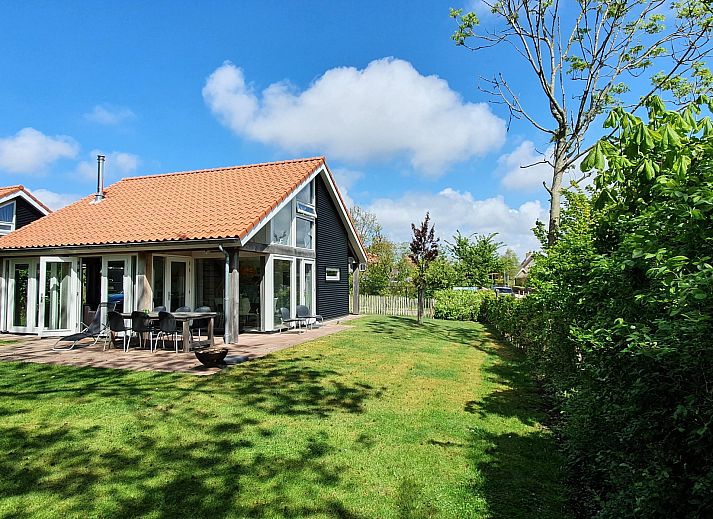 Verblijf 603209 • Vakantiewoning Schouwen-Duiveland • Vakantiehuis Westerduyn 8, "Tofino"