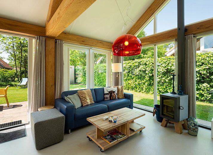 Vacation home Westerduyn 7 Erica in Westenschouwen with spacious garden and terrace in Zeeland.