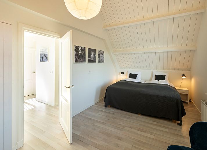 Vakantiehuis Scalde Oort 3 in Zeeland met grote tuin en overdekt terras voor ontspanning.