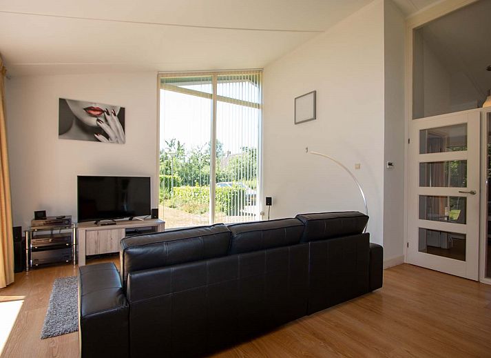 Spacious terrace at Holiday home Salvatorhoeve 91, perfect for relaxing in Ouwerkerk, Schouwen-Duiveland, Zeeland.