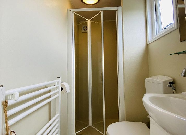 Gruene Umgebung im VZ539 Ferienchalet Ouwerkerk, ideal fuer Entspannung in Schouwen-Duiveland.