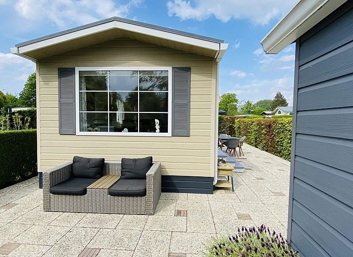 Gemuetliches Wohnzimmer in VZ539 Ferienhaus Ouwerkerk, hell und geraeumig in Zeeland.