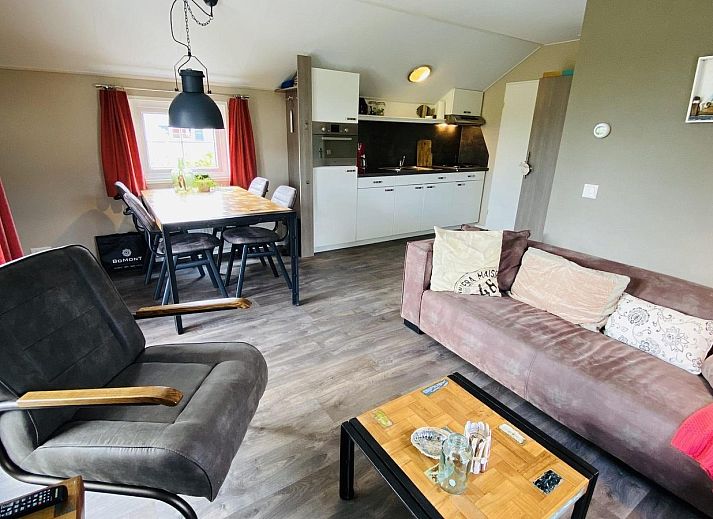 Seitenansicht von VZ538 Lodge Ouwerkerk, Ferienhaus in Schouwen-Duiveland.