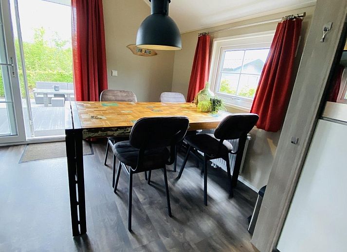 Seitenansicht von VZ538 Lodge Ouwerkerk, Ferienhaus in Schouwen-Duiveland.