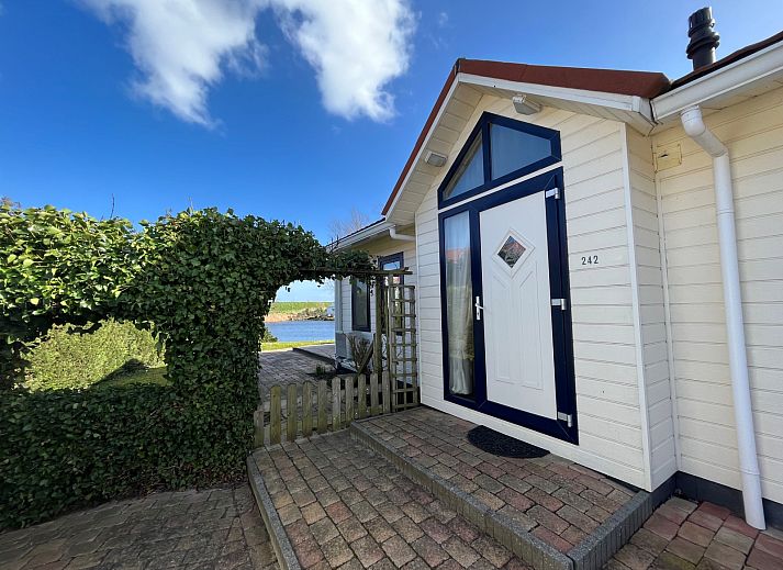 Verblijf 610121 • Bungalow Tholen • VZ563 Vakantiehuis Sint-Annaland