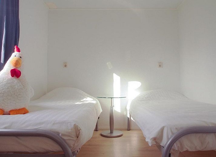 Helle Sitzecke in VZ1081 Vakantiewoning Sint-Annaland, ideal zum Entspannen in Tholen, Zeeland.