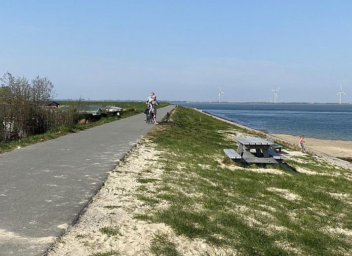 Gemuetliches Wohnzimmer des VZ476 Ferienhauses Sint-Annaland in Zeeland