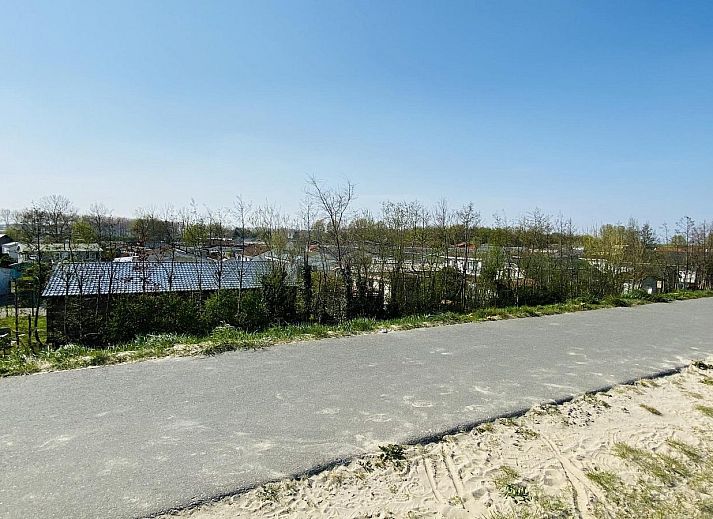 Moderne Kueche und Essbereich in VZ926 Ferienhaus in Sint-Annaland, Tholen, Zeeland.