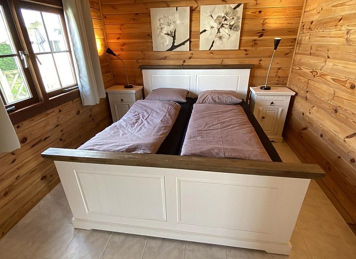 Gemuetliche Terrasse im VZ810 Ferienhaus Sint-Annaland, Tholen, Zeeland.