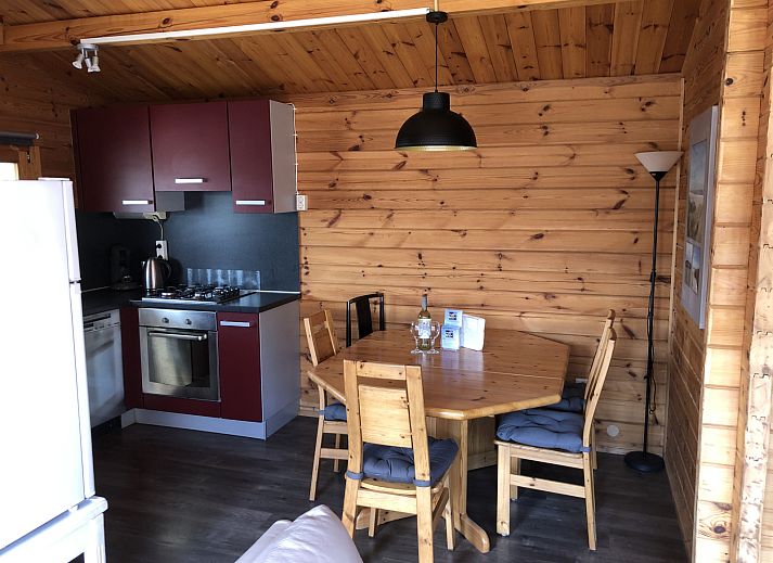 Charmantes Ferienhaus ZE1418 mit Veranda in Sint-Annaland, Tholen, Zeeland.