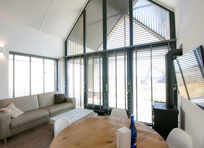 Verblijf 610218 - Vakantiewoning Tholen - Villa Oesterdam