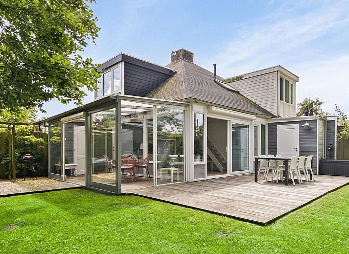 Guest house 610411 - Holiday property Tholen - Vakantiehuis Schöne Familien-Ferienwohnung in Zeeland