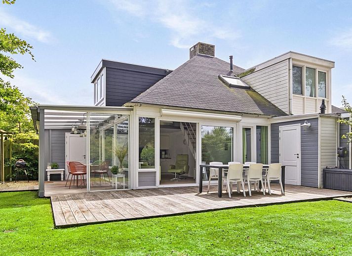 Guest house 610411 - Holiday property Tholen - Vakantiehuis Schöne Familien-Ferienwohnung in Zeeland