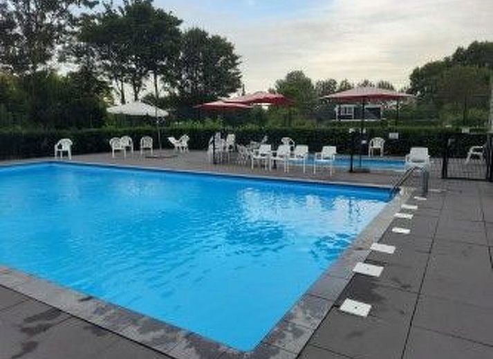 Guest house 610411 - Holiday property Tholen - Vakantiehuis Schöne Familien-Ferienwohnung in Zeeland