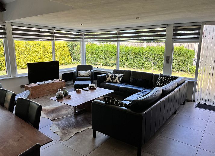 Guest house 610467 - Holiday property Tholen - Vakantiehuis in Stavenisse mit gemütlicher Terrasse