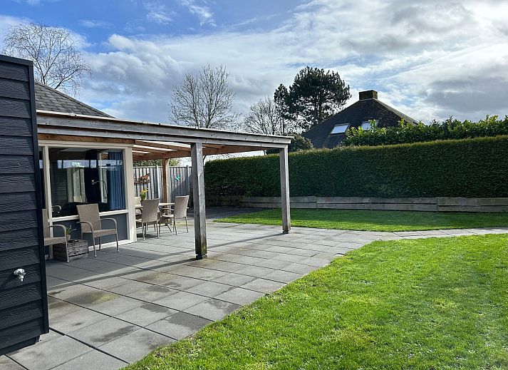 Guest house 610472 - Holiday property Tholen - Vakantiehuis in einem familienfreundlichen Ferienpark